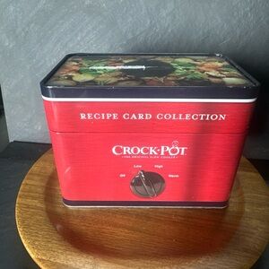 Crockpot Recipe Card Collection Box collectable .